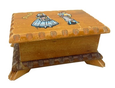 szkatułka drewniana rzeźbiona pamiątka MALLORCA