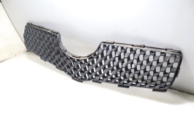 Решётка радиатора решётка радиатора toyota yaris ii фото №1