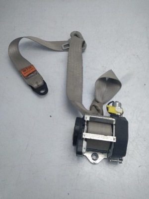 Pas безопасности перед lancia lybra c481 фото №1