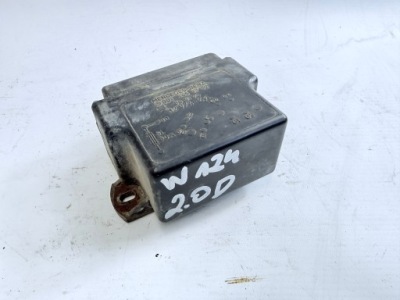 Реле свічка розжарювання mercedes w124 0015459732 фото №1