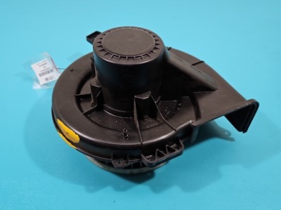 Воздуходувка обдув вентилятор vw fox 5q1819015g фото №1