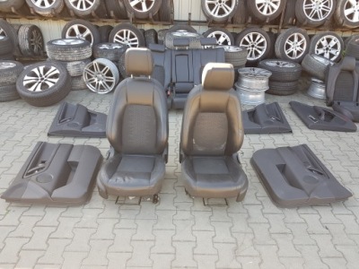 Land rover discovery sport l550 15r- сиденья кожаный заднее сиденье фото №1