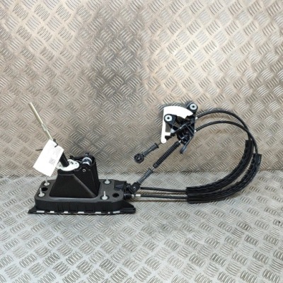 Volkswagen t-roc 2023 домкрат переключения передач / верхний фото №1