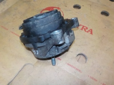 Подушка двигуна ліва bmw x3 f25 2.0d 16r 6868489 фото №1