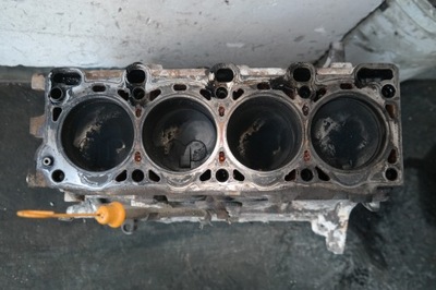 Suzuki grand vitara i 2.0 td блок двигателя фото №1