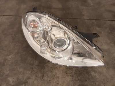 FARO DERECHA IZQUIERDA XENÓN MERCEDES EN 169 04-08  