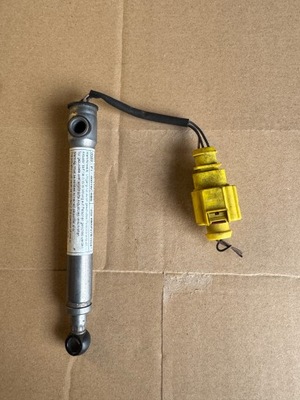 Audi q7 4m патрон капот 4m0823823 фото №1