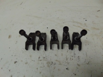 Підніжка кронштейн форсунки vw crafter 2.5 tdi фото №1