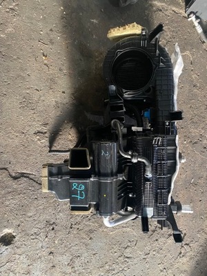 27 hyundai santa fe iv отопитель передняя фото №1