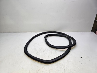 Прокладка дверь задняя audi a3 8v sedan 8v5833721 фото №1