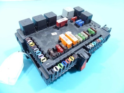 Коробка запобіжників mercedes w221 a2219006902 фото №1