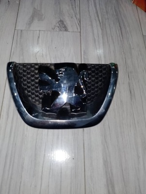 Эмблема значок logo peugeot 5008 303002001 фото №1