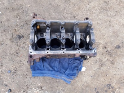 Блок двигателя fiat alfa 1.6 multijet номинал 940a3000 фото №1