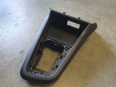 Рамка тунель перемикання передач arkana renault фото №1