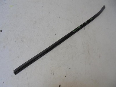 Молдинг ущільнювач правий перед renault master iii фото №1