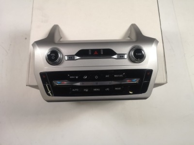 Панель радіо кондиціонера ford explorer 2020 - фото №1