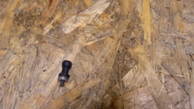 Audi a4 b6 2.5 v6 tdi кронштейн захист двигуна фото №1