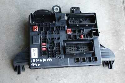 Коробка запобіжників 22737768-03 insignia lift фото №1