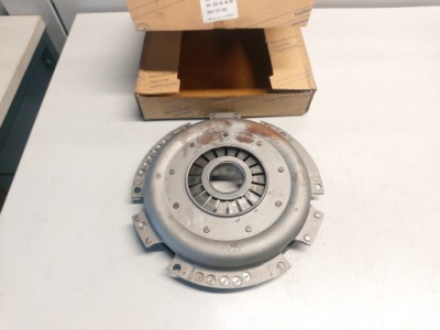 Mercedes w115 w123 t1 прижим сцепления 0032500804 фото №1