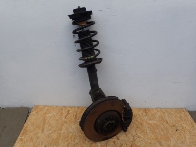 Поворотний кулак права vw volkswagen passat b7 1.6 tdi фото №1