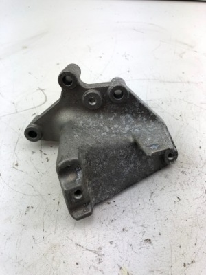 Mercedes vito w447 2.2 кронштейн a6510942241 фото №1