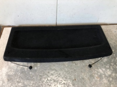 Полка багажника vw polo iv 9n 6q6867769d фото №1