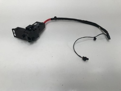 Volvo xc40 1.5 гибрид клемма плюсовая аккумулятор фото №1