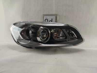 Volvo xc60 рестайлинг  ксенон led правая  фара фара правый  31698809 фото №1