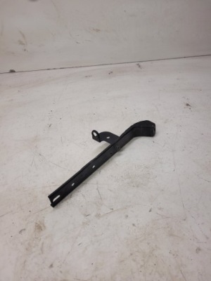 Кронштейн поперечина сигнал audi a8 d3 4e0806494a фото №1