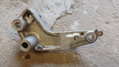 Honda civic viii 2.2 i-ctdi кронштейн коробки фото №1