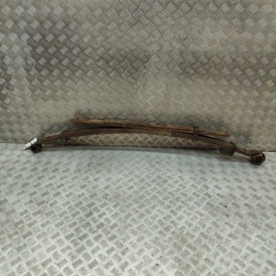 Isuzu d-max 2012 права сторона ресора задній фото №1