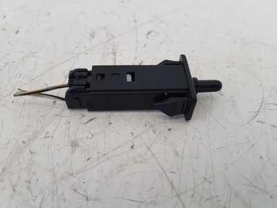 Датчик открывания капот toyota avensis t22 d4d фото №1