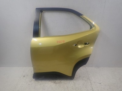 Дверь левая задние левый задняя toyota yaris cross 2020- фото №1