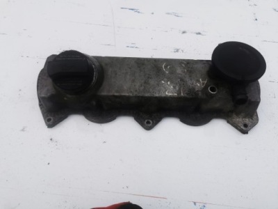 Vw golf iv 1.9tdi крышка клапанов 038103469e фото №1