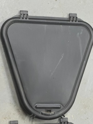 Mercedes b w246 заглушка жабо перед амортизатора фото №1