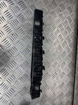 Kia sportage iv направляющая кронштейн бампера задние задняя правое левая фото №1