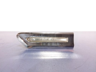 BMW 7 F01 F02 ПОВОРОТНИК ПЕРЕД ЛЕВЫЙ LED (СВЕТОДИОД ) 7203371