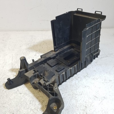 Основание аккумулятор volkswagen passat b6 1k0915336 фото №1