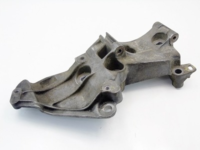 Кронштейн двигателя 1.4 16v clio 3 thalia 2 modus scenic megane 8200425034 фото №1