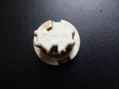 Цоколь лампочка лампы задний mercedes slk белый oryg. фото №1