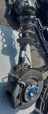 Vw arteon 2.0 tdi dsg амортизационная стойка ступица суппорт левая 3q0413031cm фото №1