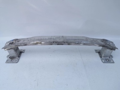 Audi a3 8v lift балка бампера перед 8v4807109e фото №1