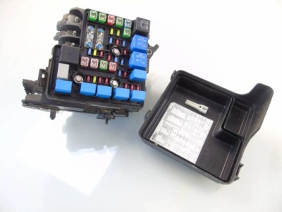 Коробка предохранителей hyundai i30 i 91950-1h030 фото №1