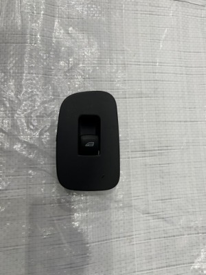 Volvo xc60 ii b4 переключатель окон передний правый фото №1