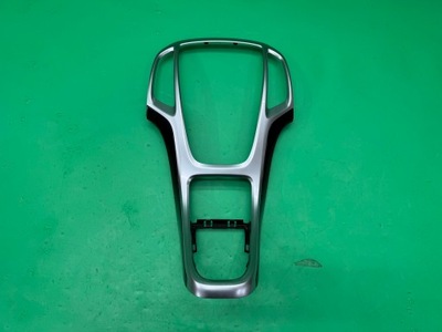 Рамка радіо захист консолі dekor 13349237 opel astra j iv 09- europa фото №1