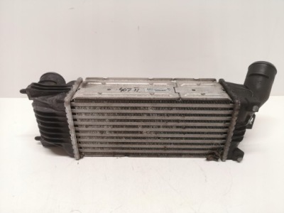 Peugeot 407 citroen c5 hdi интеркулер 9645682880 фото №1