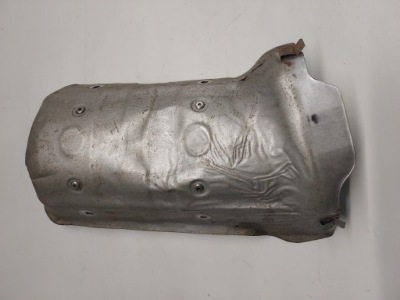 Защита тепловая катализатора mercedes gla cla a2701420020 фото №1