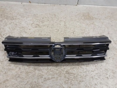 Решётка радиатора решётка радиатора vw tiguan 5na r-line 2016-2020r 5na853653b фото №1