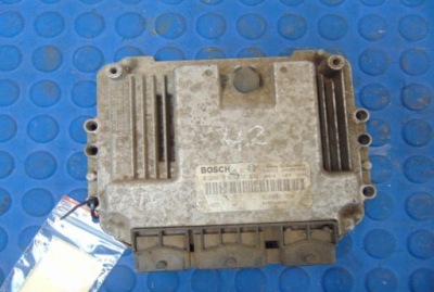 Renault scenic ii бортовий комп'ютер двигуна 1.9dci 8200391966 фото №1
