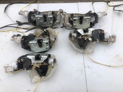 Mercedes s klasa w220 замок двері правий задня 2207304635 2207304035 фото №1